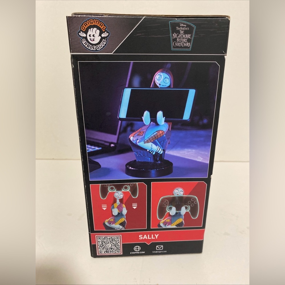 🎁Disney Nightmare Before Christmas Sally Gaming Accessories Holder & Phone New